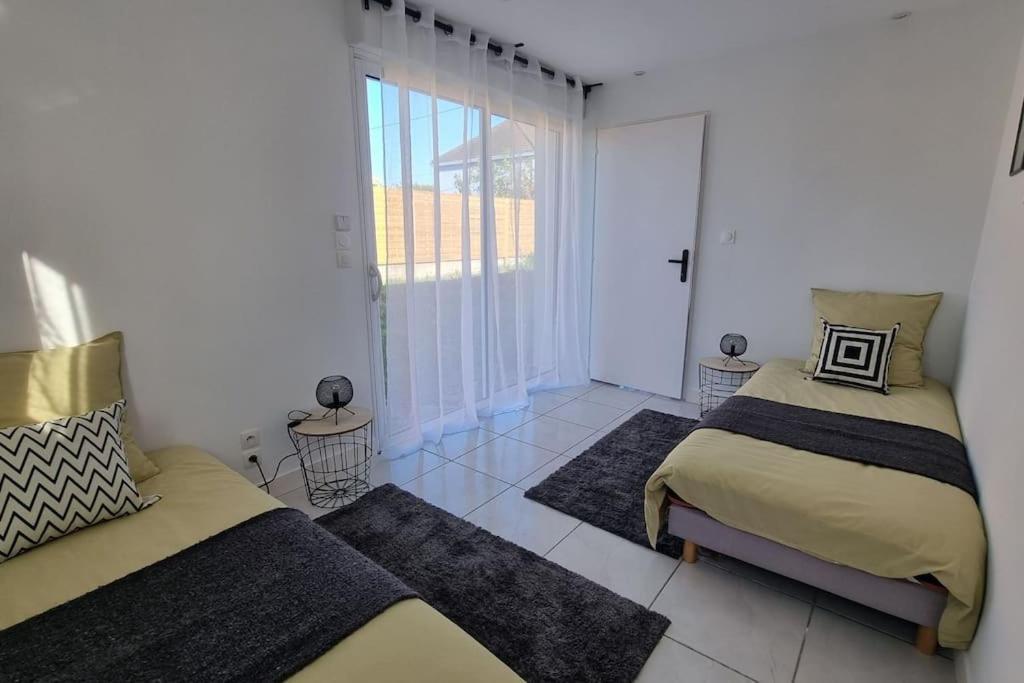 El Dorado Apartment บูกเนส์ ภายนอก รูปภาพ